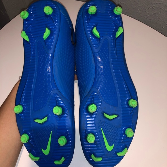 Nike Adults' Phantom GT Club Multi-Ground Soccer Cleats - Picture 6 of 10